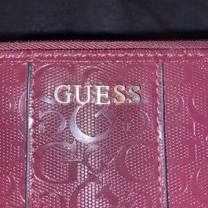 GUESS Women's burgundy/purple wallet